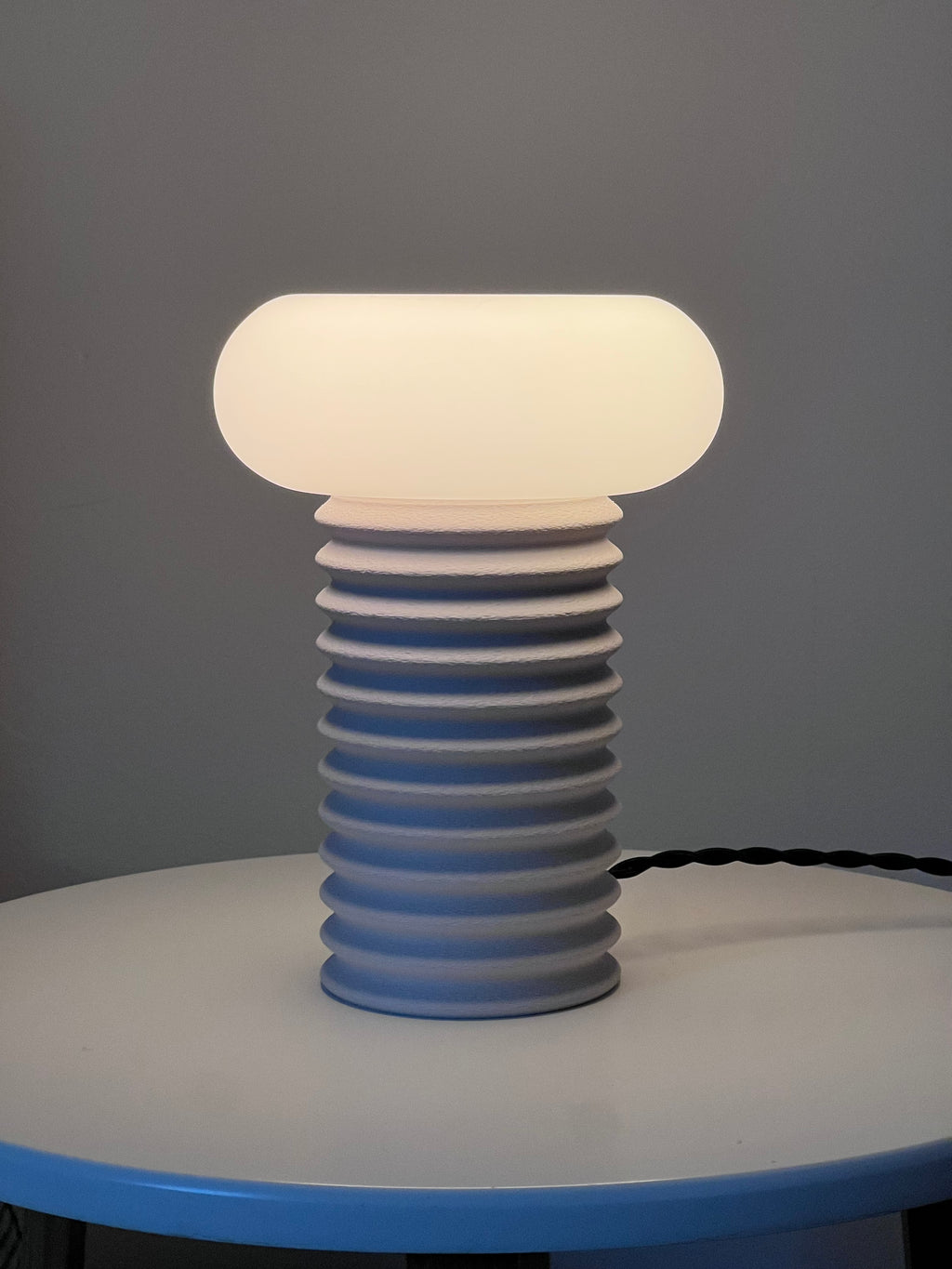 Monlart Waved Mushroom Lamp - Ivory